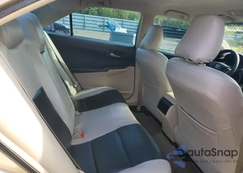 2012 Toyota Camry Base z USA, uszkodzony, nr VIN 4T1BF1FK3CU504993